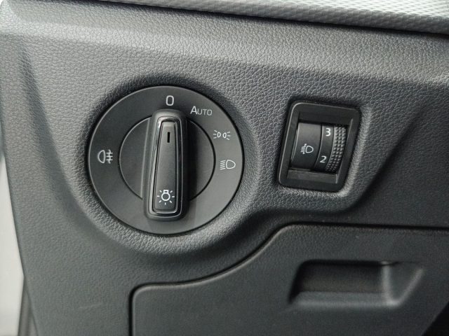 SKODA Kamiq usata, con Specchietti laterali elettrici