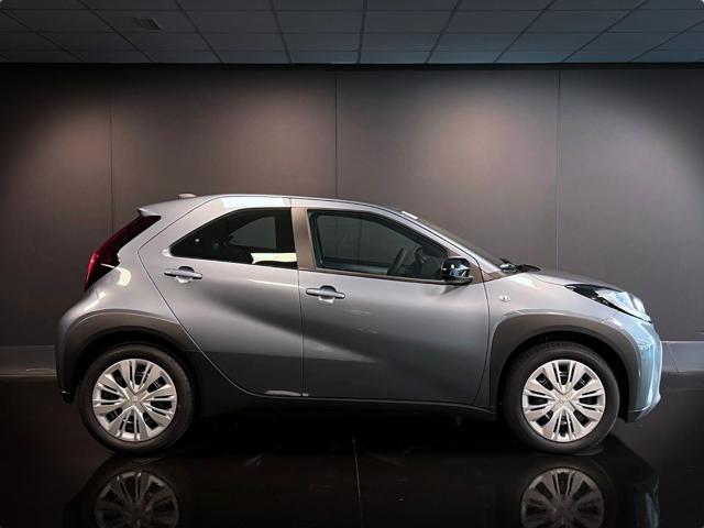 TOYOTA Aygo X usata, con Autoradio