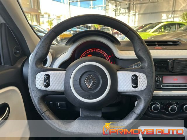 RENAULT Twingo usata, con Airbag