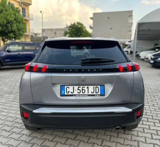 PEUGEOT 2008 usata, con Alzacristalli elettrici