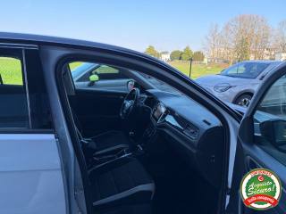 VOLKSWAGEN T-Roc usata, con Fendinebbia