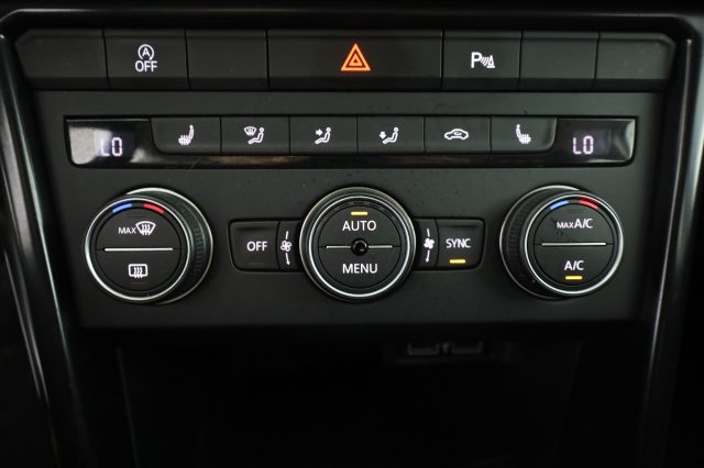 VOLKSWAGEN T-Roc usata 9