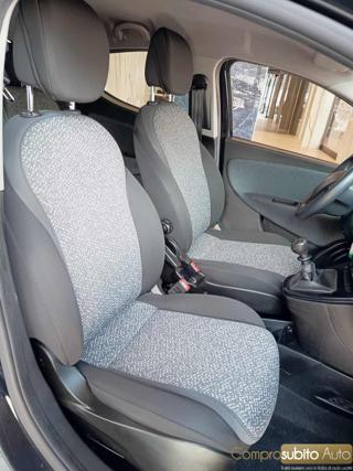 LANCIA Ypsilon usata, con Sedile posteriore sdoppiato