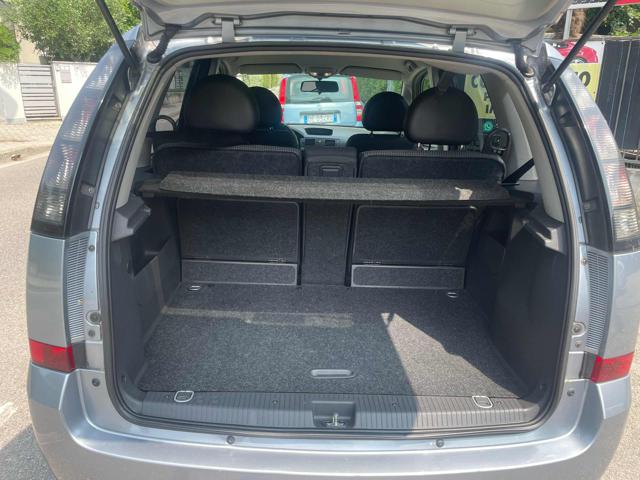 OPEL Meriva usata, con Sedile posteriore sdoppiato