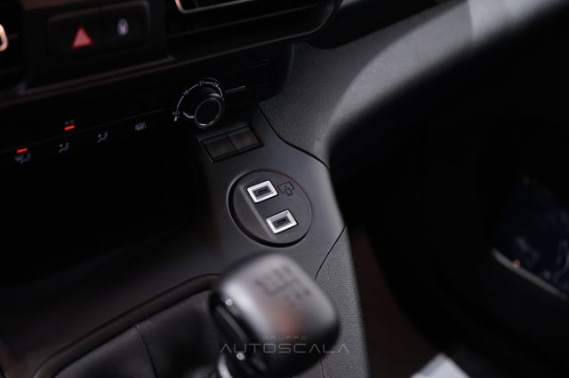 FIAT Doblo usata 16