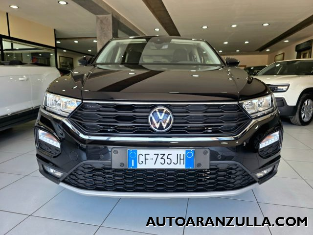 VOLKSWAGEN T-Roc usata, con Leve al volante