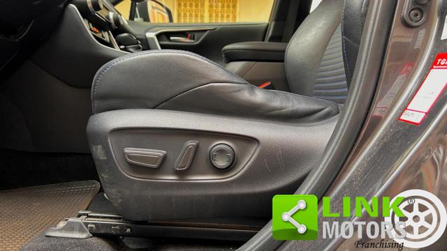 TOYOTA RAV 4 usata, con Alzacristalli elettrici