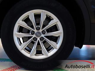 AUDI Q5 usata, con Sensori di parcheggio anteriori