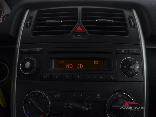 MERCEDES-BENZ B 180 usata 14