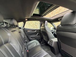 MASERATI Levante usata, con Portellone posteriore elettrico
