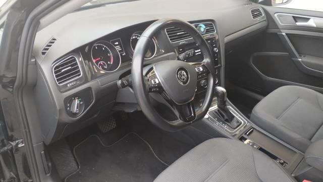 VOLKSWAGEN Golf usata, con Park Distance Control