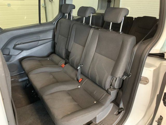 FORD Tourneo Connect usata, con Park Distance Control