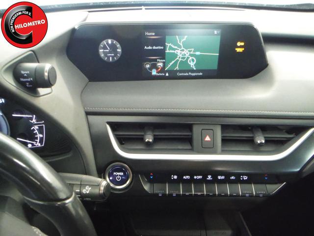 LEXUS UX 250h usata, con ESP