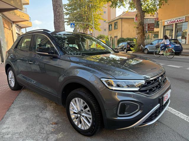 VOLKSWAGEN T-Roc usata, con Autoradio