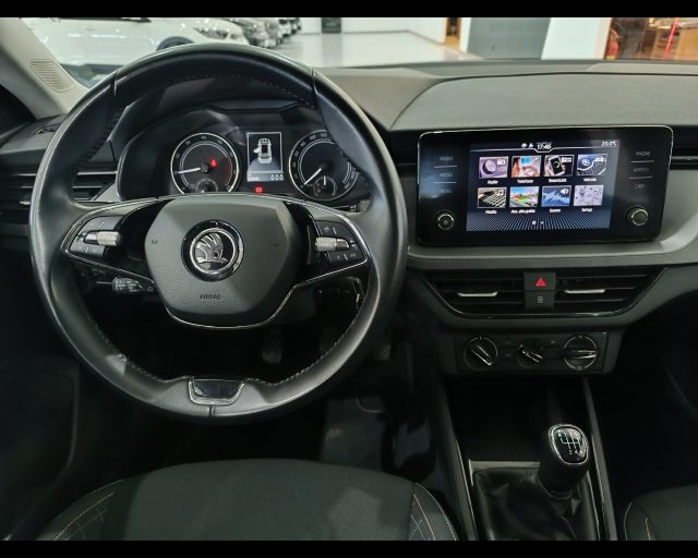 SKODA Kamiq usata, con Sedile posteriore sdoppiato
