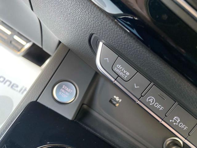 AUDI A4 usata, con Sedile posteriore sdoppiato