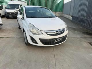 OPEL Corsa usata, con Airbag