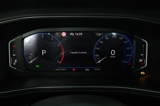 VOLKSWAGEN T-Cross usata 12