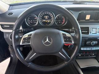 MERCEDES-BENZ E 200 usata, con Chiusura centralizzata