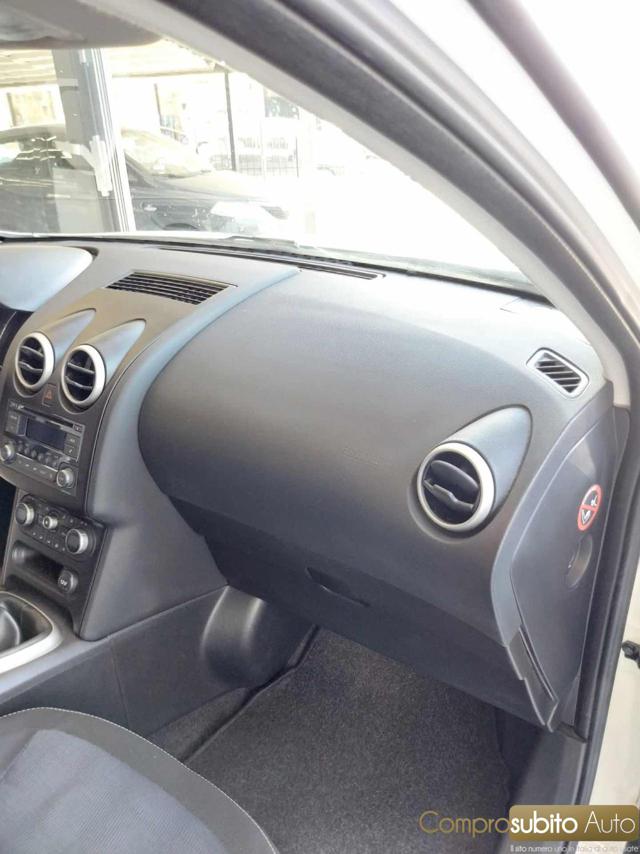 NISSAN Qashqai usata, con Cruise Control