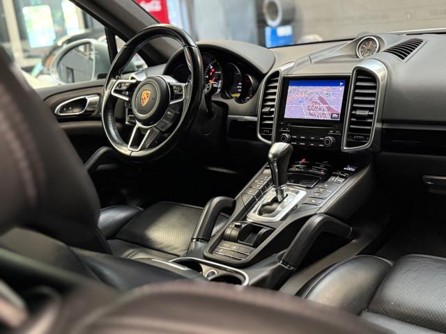 PORSCHE Cayenne usata, con Controllo trazione