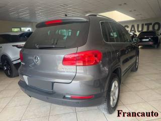 VOLKSWAGEN Tiguan usata, con Autoradio