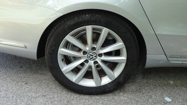 VOLKSWAGEN Passat usata, con Portapacchi