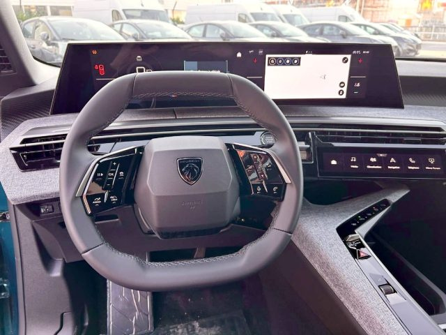 PEUGEOT 3008 usata 27