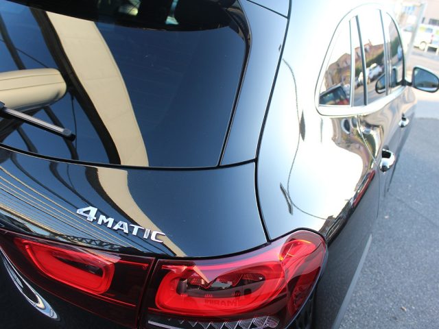 MERCEDES-BENZ GLA 220 usata, con Hill holder