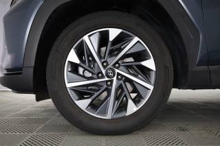 HYUNDAI Tucson usata 8
