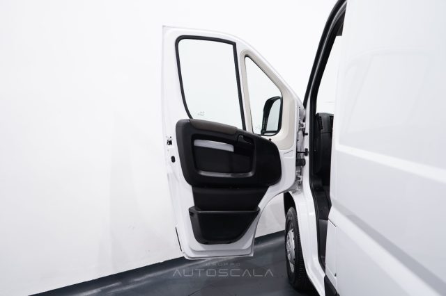 PEUGEOT Boxer usata, con ESP
