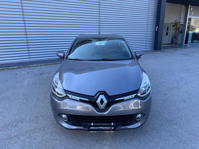 RENAULT Clio usata, con Airbag