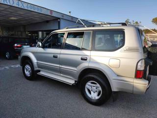 TOYOTA Land Cruiser usata, con Cerchi in lega