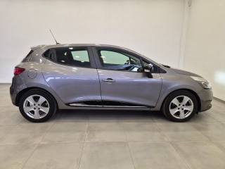 RENAULT Clio usata, con Autoradio