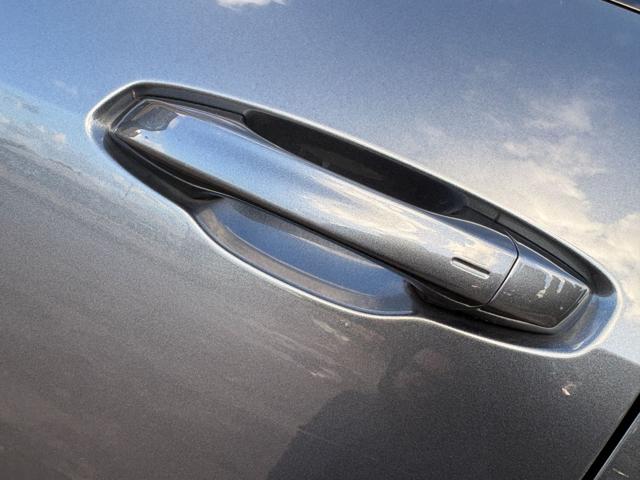 AUDI Q3 usata, con Sensori di parcheggio anteriori