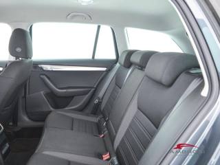 SKODA Octavia usata 9