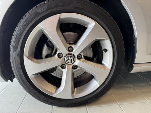 VOLKSWAGEN Golf usata, con Cerchi in lega