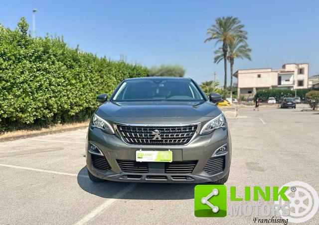 PEUGEOT 3008 usata, con Touch screen