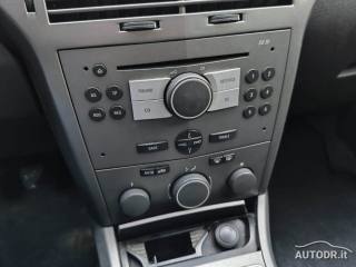 OPEL Astra usata, con Controllo trazione
