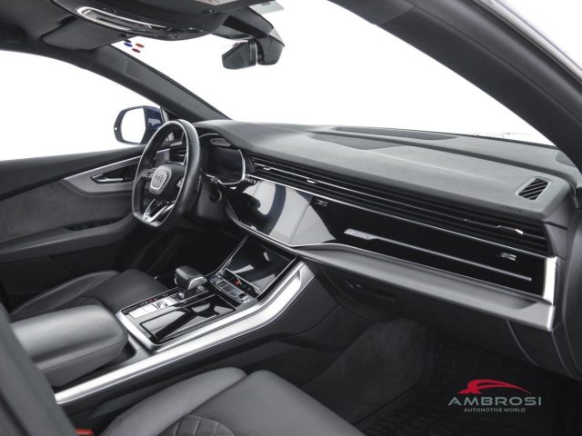 AUDI Q8 usata 11