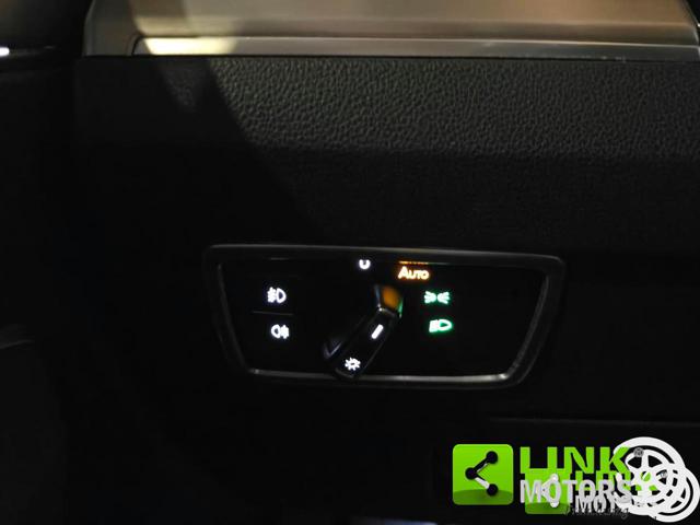 VOLKSWAGEN Passat usata 50