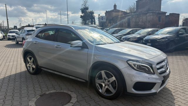 MERCEDES-BENZ GLA 200 usata, con Airbag