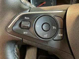 OPEL Grandland X usata, con Porta scorrevole