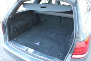 MERCEDES-BENZ E 200 usata, con Chiusura centralizzata