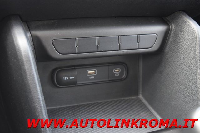 KIA Sportage usata, con Sedile posteriore sdoppiato