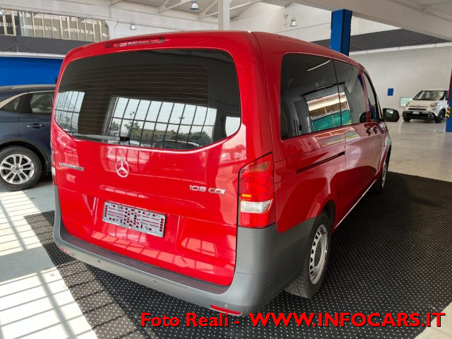 MERCEDES-BENZ Vito usata, con Airbag