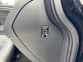 VOLKSWAGEN Golf usata, con MP3
