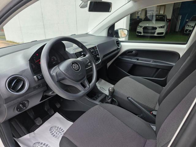 VOLKSWAGEN up! usata 22