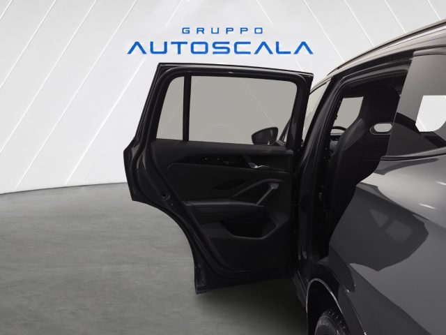 VOLKSWAGEN Tiguan usata, con Volante in pelle