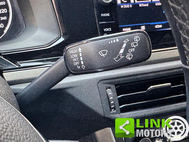 VOLKSWAGEN Polo usata, con Specchietti laterali elettrici